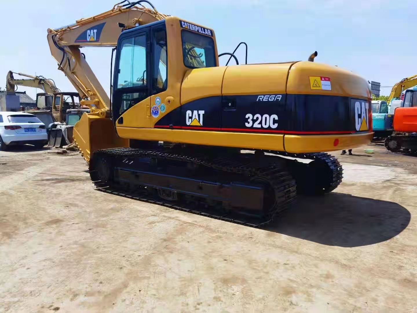 Caterpillar 320C excavator