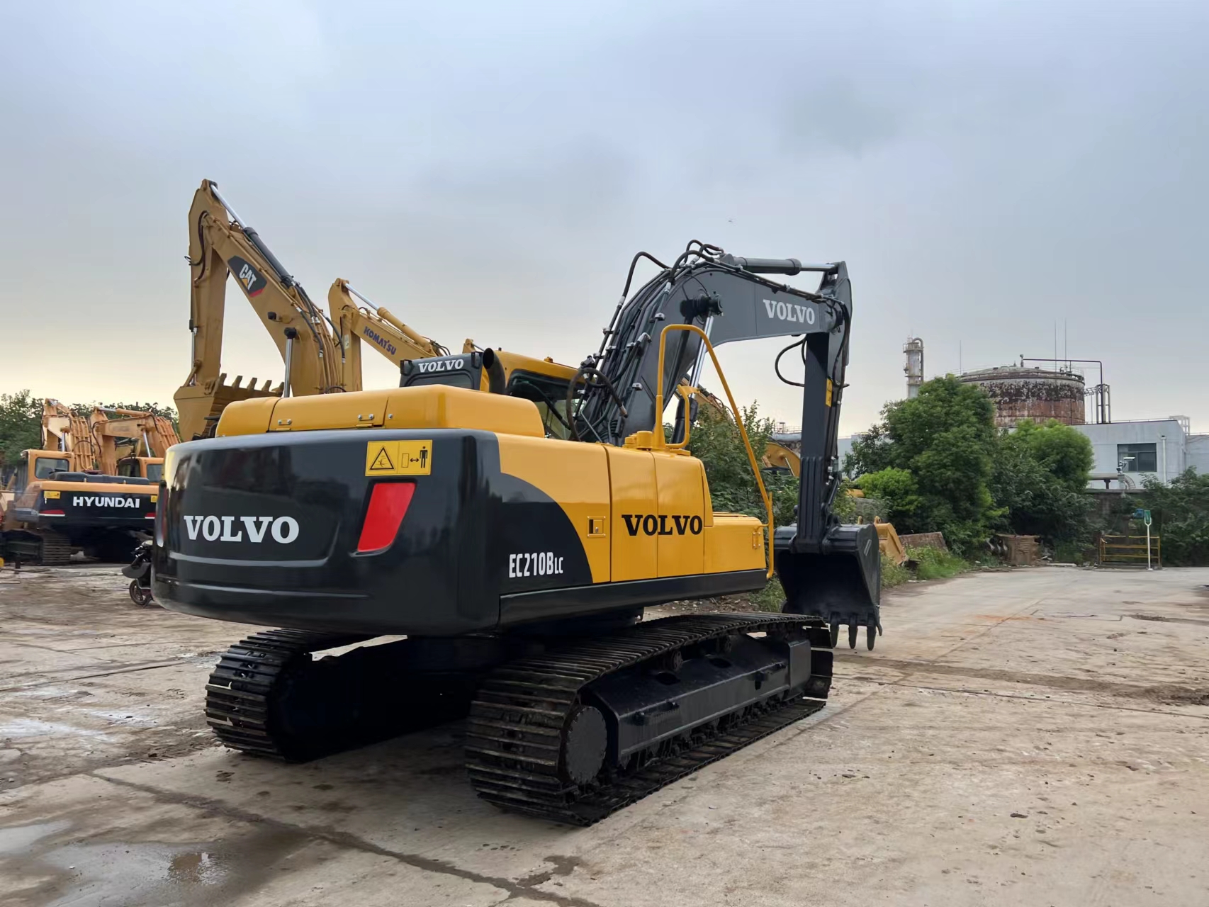 Volvo 210B Excavator