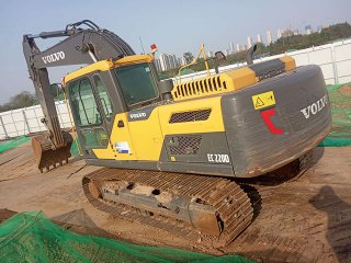 Volvo EC220D Excavator