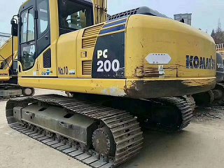 Komatsu PC200-8 Excavator