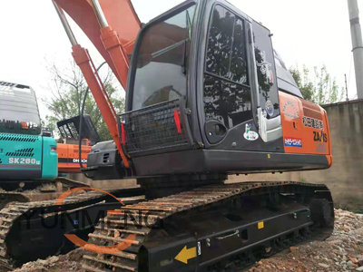 Hitachi ZX200