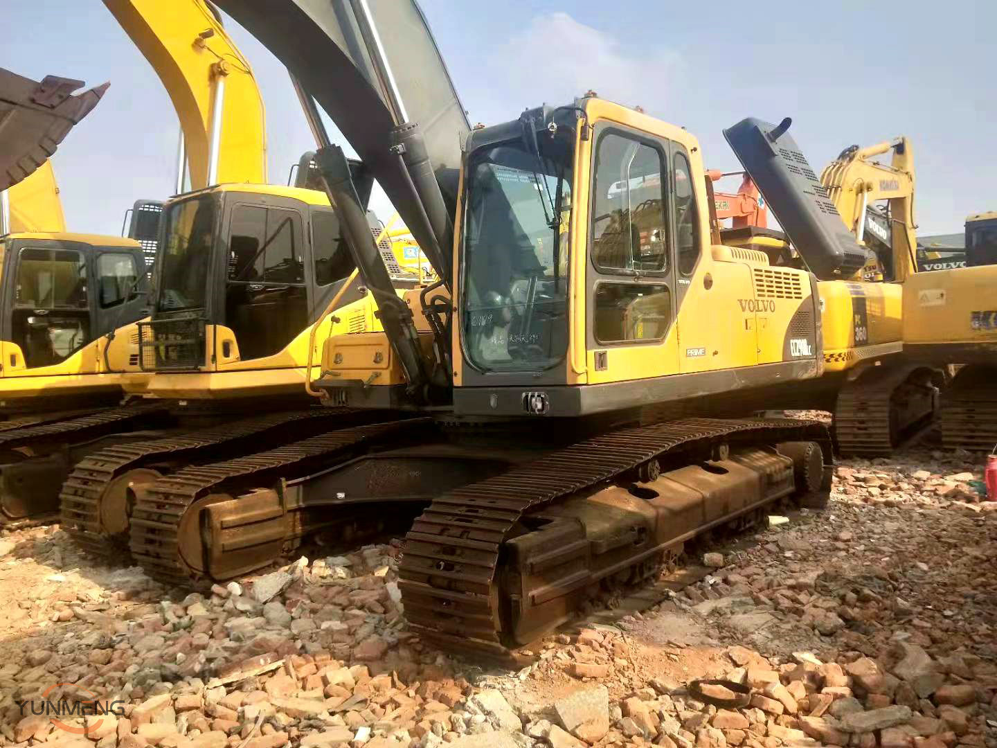 Volvo EC290BLC excavator