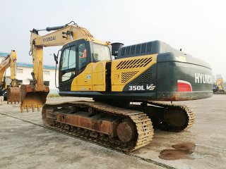Hyundai R350VS Excavator
