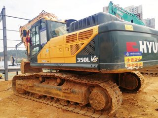 Hyundai R350LVS Excavator